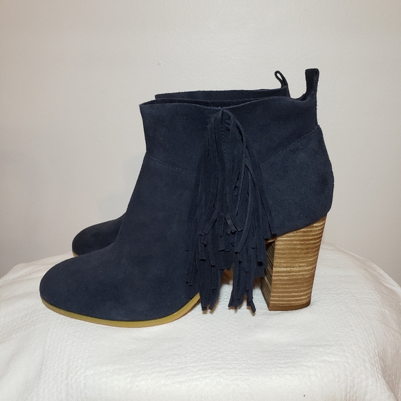 NEW Crown Vintage suede navy fringe booties - Picture 3 of 10